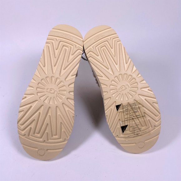 UGG MEN x A BATHING APE Classic Mini Chesnut Boots - Picture 5 of 8